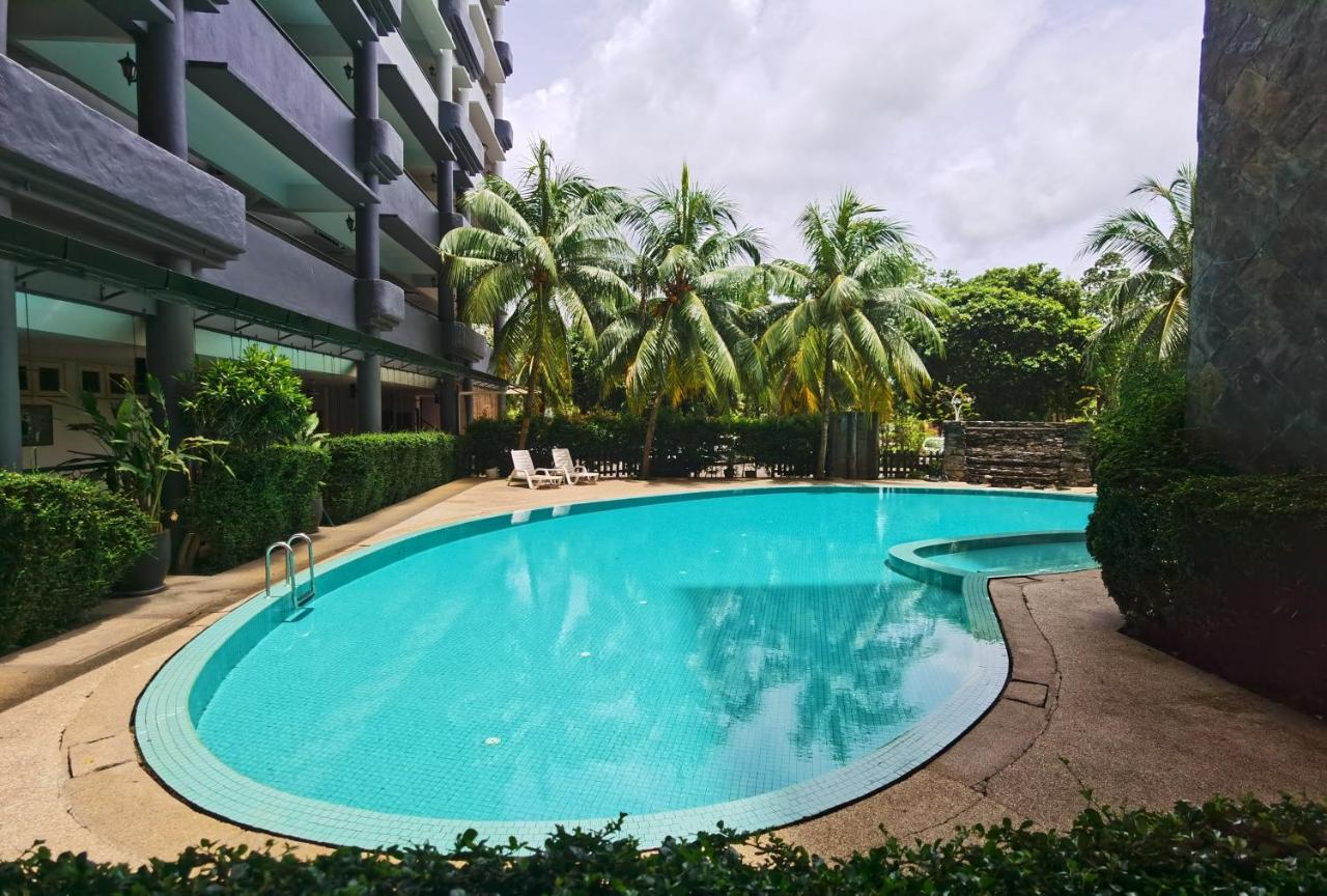 Lui Lui Comfy Condo In Great Location Kuah Exterior foto